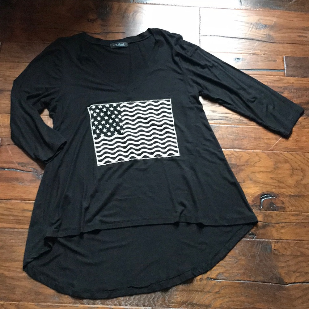 Black knit 3/4 sleeve t-shirt
